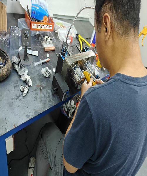 A2透明模具镜面抛光